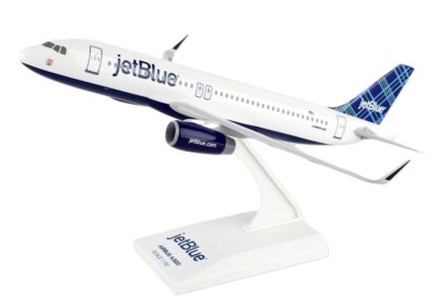Skymarks SKR985 JetBlue Airbus A320-200 Tartan Desk Display Model 1/150 Airplane