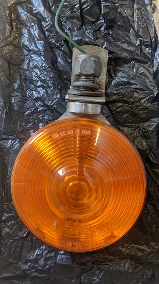 Intermitente intermitente trasero izquierdo 1997 Kawasaki KZ1000 P policía ver fotos funciona Foto 2 de 4