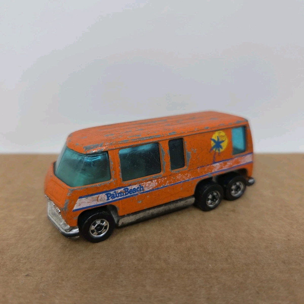 Hot Wheels GMC 1976 Vehicle Year Vintage Manufacture Diecast Cars