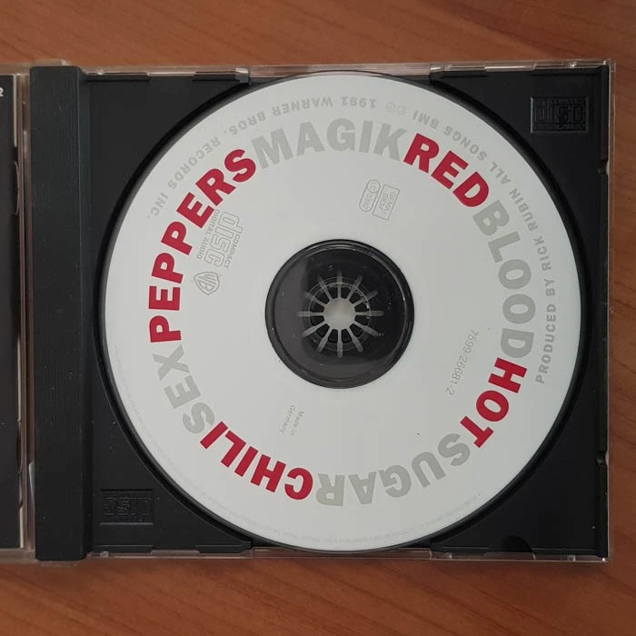 L.L. COOL J. Walking With A Panther  VG/VG+(CD) - Bild 3 von 4