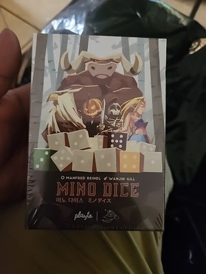 Mino Dice Boardgame 3~6 players / 30min.