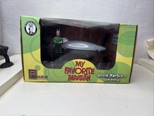 My Favorite Martian PREBUILT Uncle Martin & Spaceship 18SPH08 My Favorite Martian PREBUILT Uncle Martin & Spaceship 18SPH08