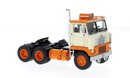 1:43 Scale IXO TR188.22 1960 White 7400 6 x 4 Cabover Tractor Unit - BNIB