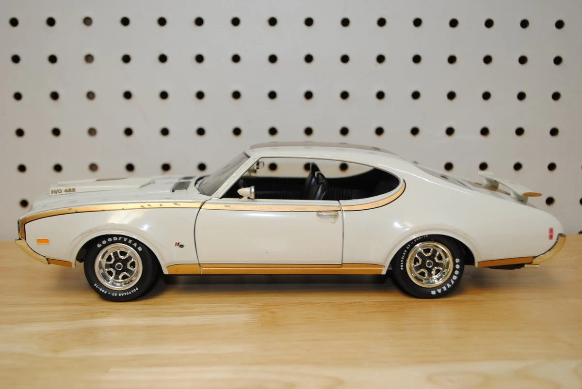 18分の1 ERTL 1/18 Oldsmobile 442 ミニカー 18分の1 ERTL 1/18