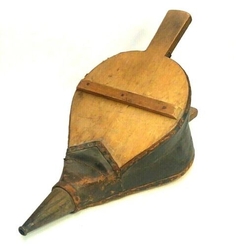 Antiker Kastanienholz-, Leder- & Messingkaminbalg zur Verwendung oder Dekoration - Bild 1 von 9