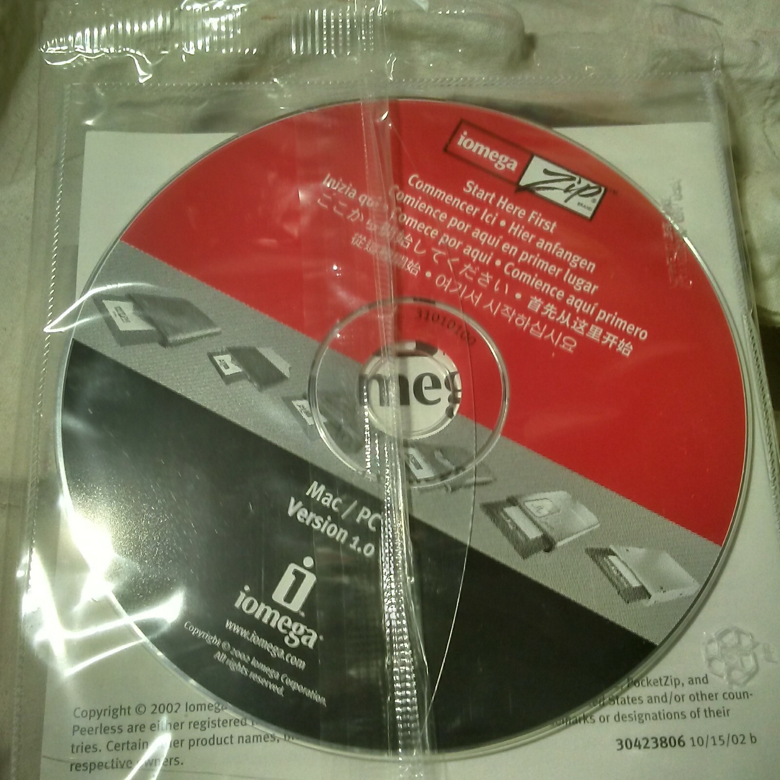 Iomega Zip 250 USB Powered External Drive For Mac/PC with accessories