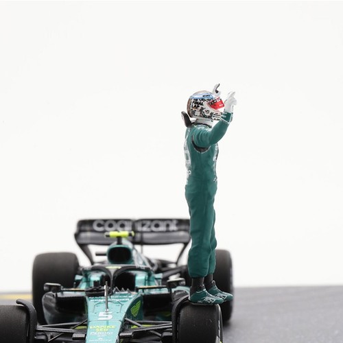 Spark 1/43 Aston Martin AMR22 GP Abu Dhabi 2022 #5 S. Vettel Last Race LE300/300 - Picture 9 of 9