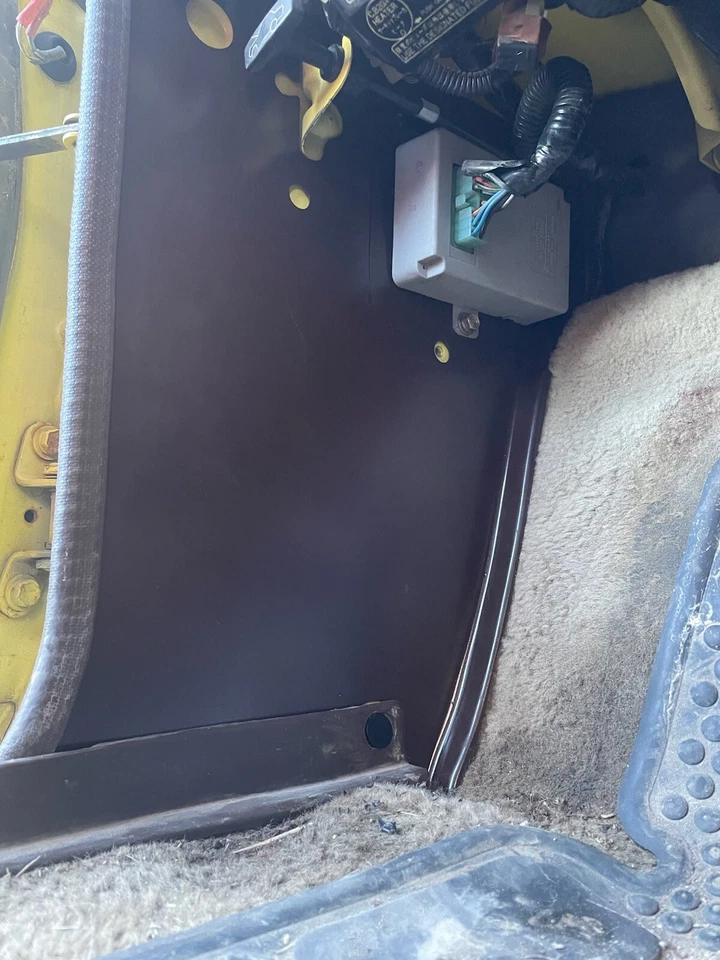 New 1979 - 1983 Toyota Pickup Truck Interior Kick Panel Set 99603 - Image 2 of 4