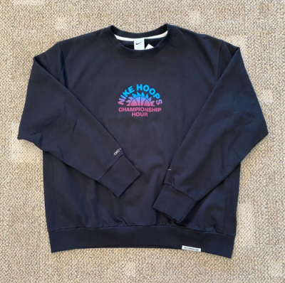 nike basketball crew neck