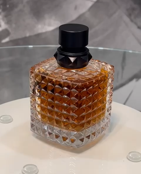 Valentino Donna Born in Roma 3.4 oz EDPerfum Women - New In Box