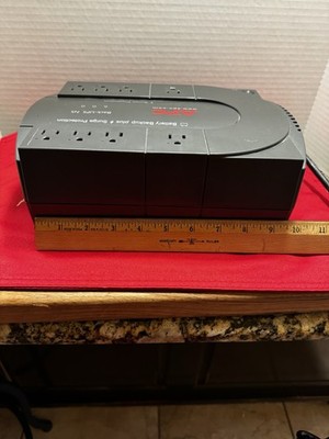 APC Back-UPS 600   Battery Backup & Surge Protector   Black   Battery Included