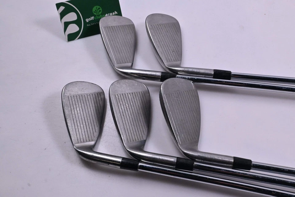 Tour Edge HL4 Irons / 6-PW / UniFlex Tour Edge Shafts - Image 3 of 4