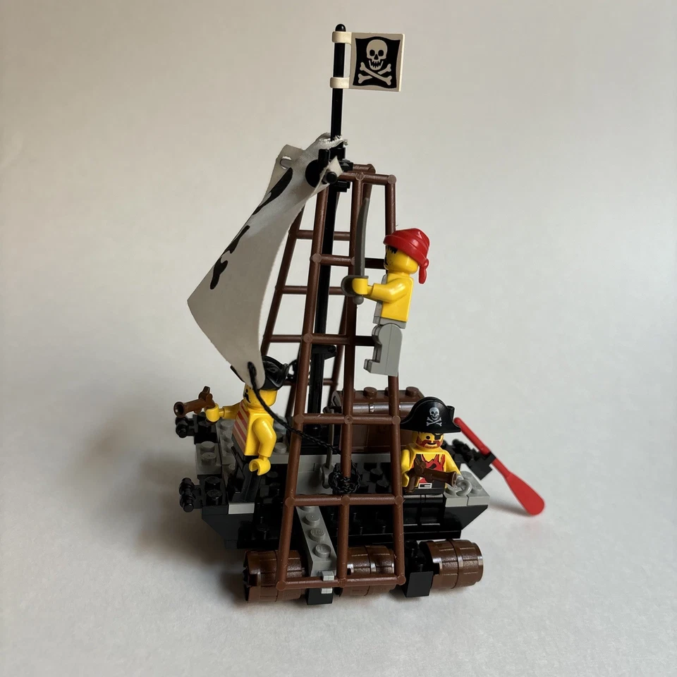 100% COMPLETE 1992 Vintage Lego System Pirates 1 Raft Raiders Set 6261 w/ Box+++ - Image 2 of 4