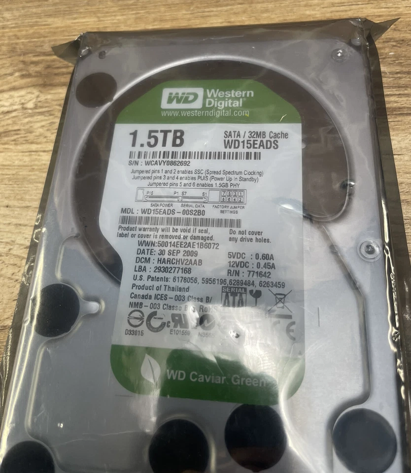 Western Digital Caviar Green 1.5TB Internal 7200RPM 3.5" WD15EADS HDD hard drive - Image 2 of 4
