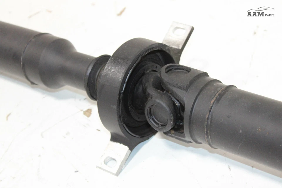 2015-2016 BMW 428i XDRIVE GRAN COUPE REAR DRIVE PROPELLER SHAFT OEM - Image 4 of 4