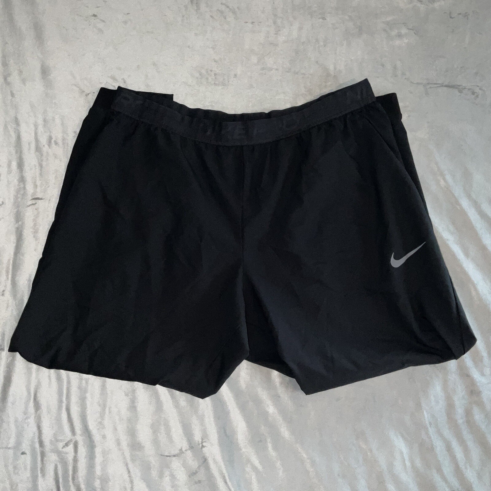 Nike Sweatpants Men's Small Black Phenom Elite Reflective Dri Fit Shield Running-image
