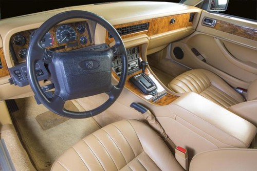 1993 Jaguar XJ XJ6 Sedan 4D - Picture 35 of 40