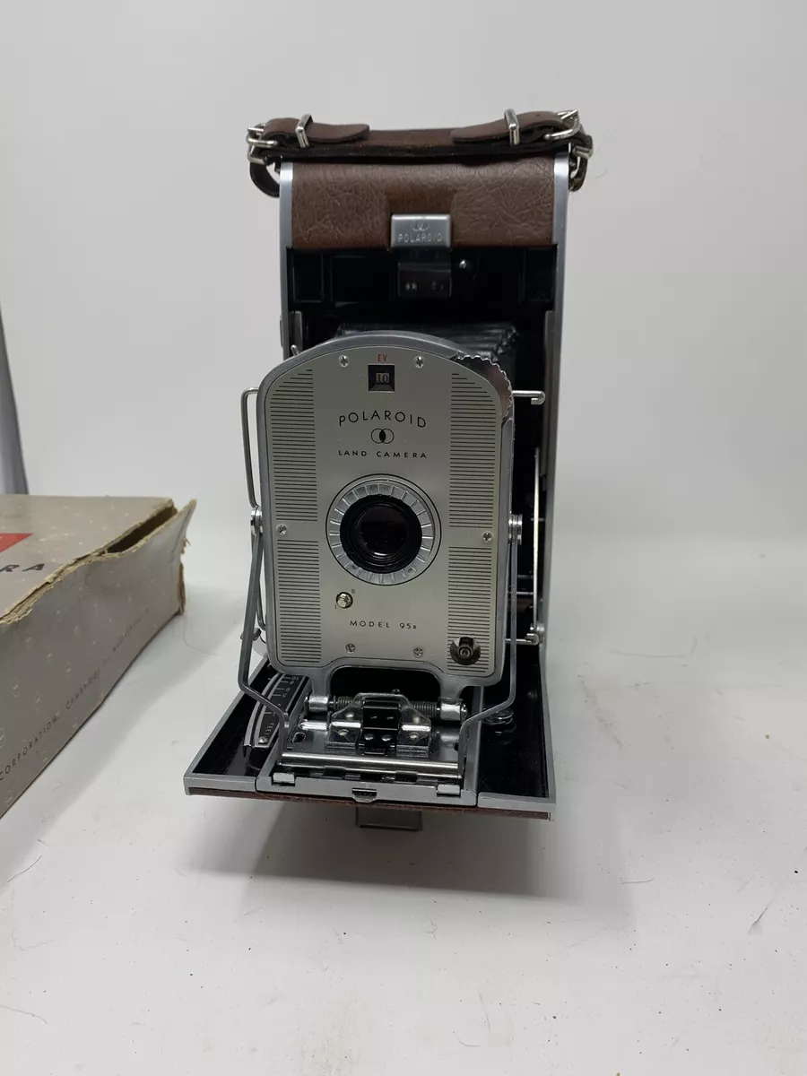 Polaroid Land Camera Original Model 95 Circa 1948-1954 Great Condition.