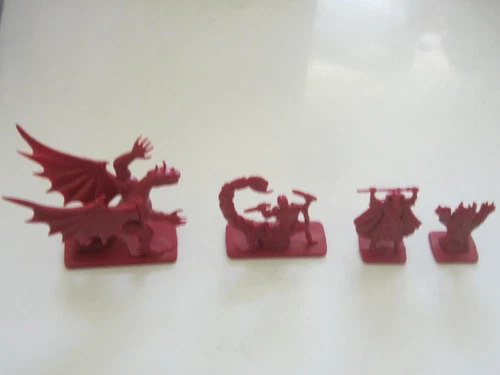 TSR Dragon Strike Game Figures Hero's & Monsters Replacement 1993 (Lot of 24)