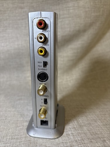 RCA  Video RF Modulator 