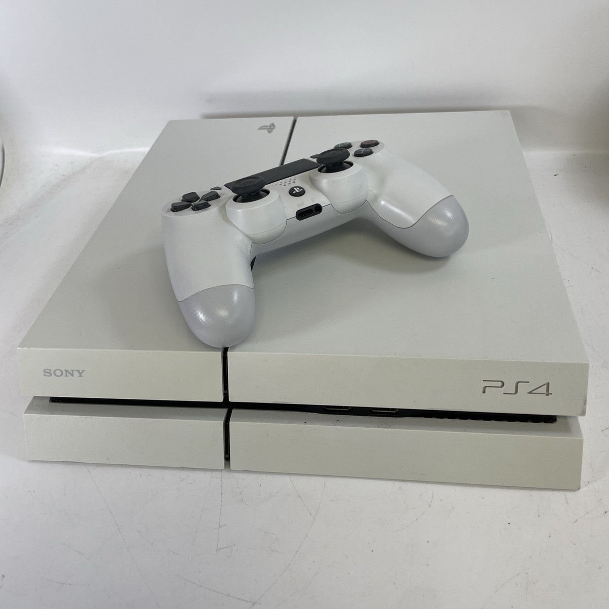 SONY ソニーPlayStation4 ホワイト CUH-1100A PlayStation 4 500GB CUH-1100A ホワイト SSD付