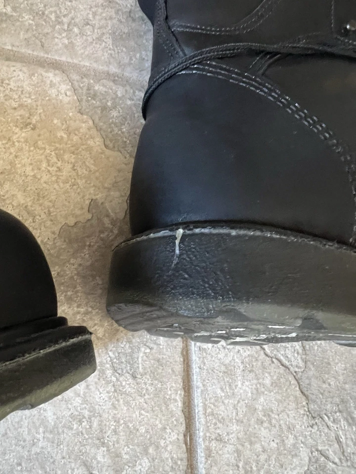 Bota de trabajo para hombre RED WING 2416 TALLA 12 EEE impermeable aislada punta de acero precio de venta sugerido por el fabricante 364 USD Foto 4 de 4