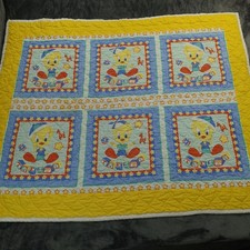 Vintage 1988 Tweety Looney Tunes Baby Crib Quilt Blanket Warner Bros Stars Print