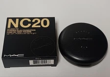 MAC NC20 Studio Fix Powder Plus Foundation Original Formula 