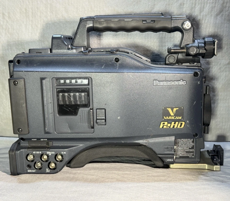 Panasonic VariCam P2HD BODY ONLY AJ-HPX3700G (TESTED & WORKS EXCELLENT) Selling - Image 4 of 4