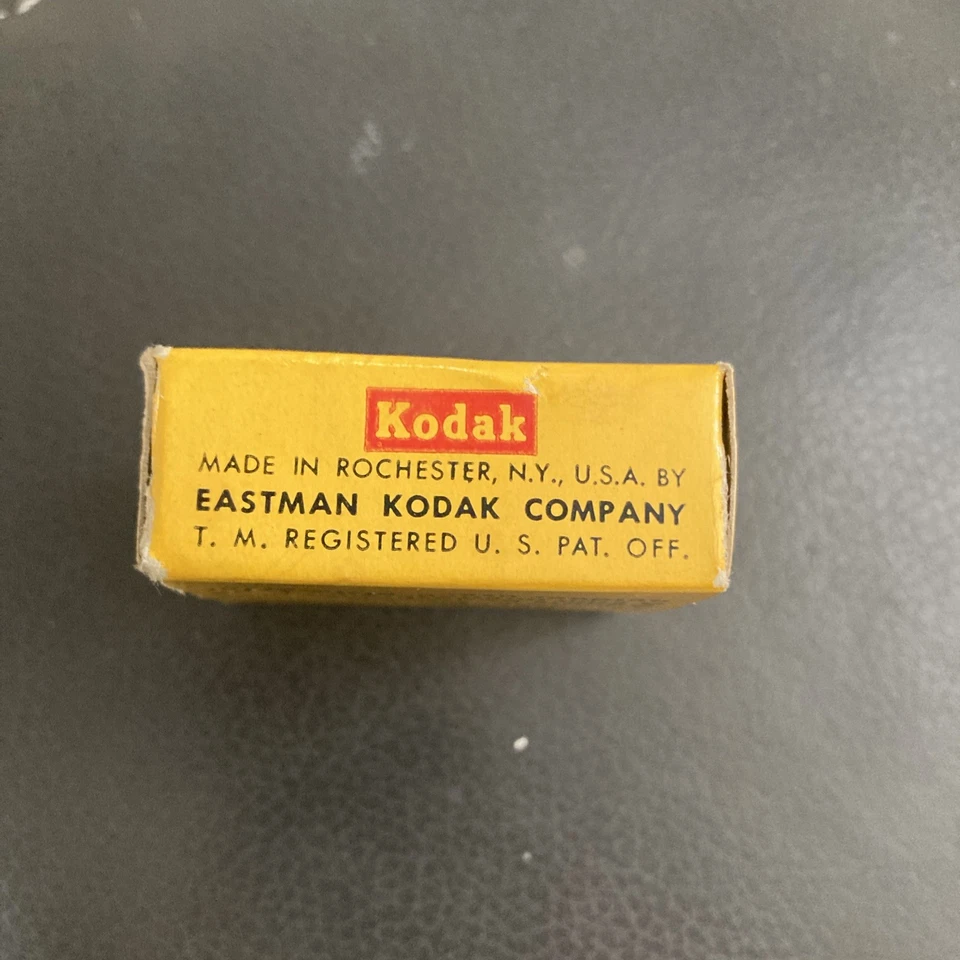 Kodak Daylight Filter for Type A Color Films No. 85 Series 4, IV, Includes Case - Image 4 of 4