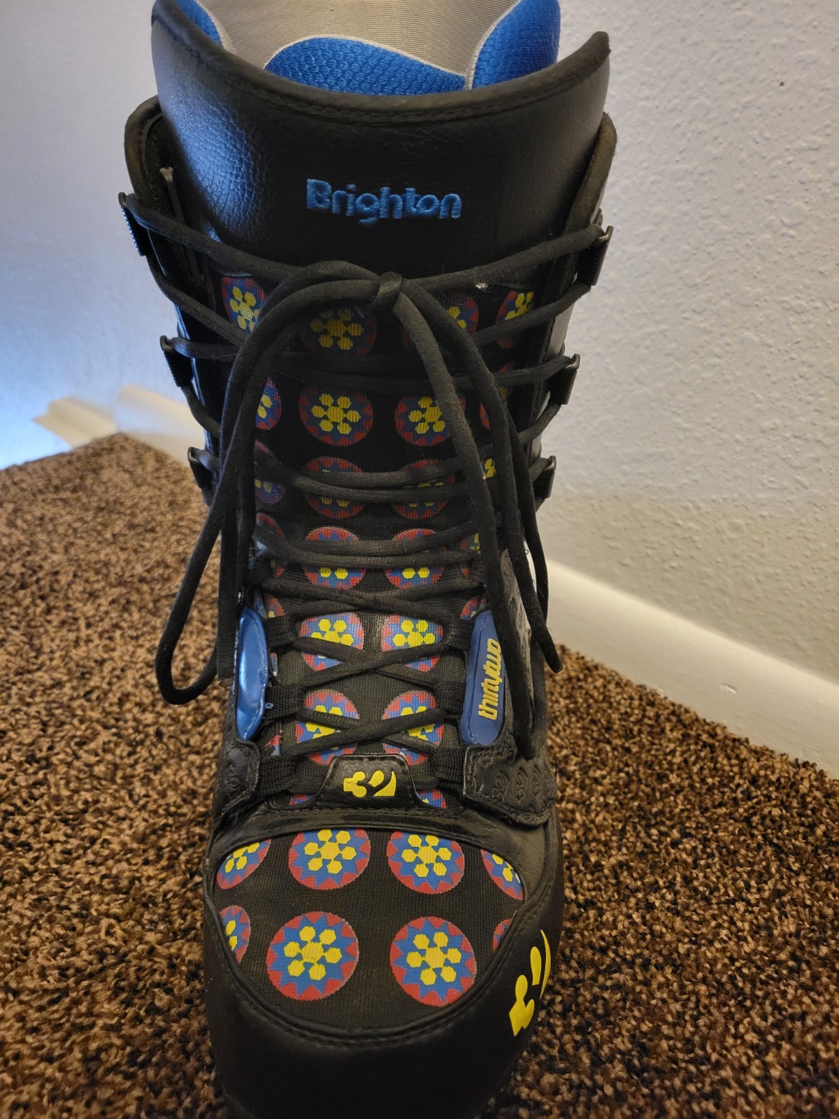 thirty two snowboard boots size 12 Brighton ski resort limited edition
