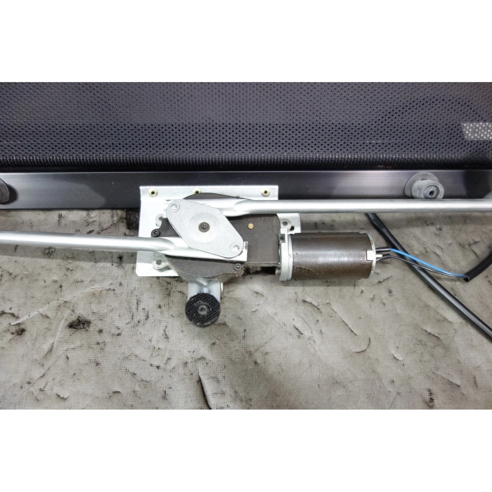 1997-2003 BMW E39 5-Series Sedan Rear Window Electric Sun Shade Blind OEM - Imagem 2 de 4