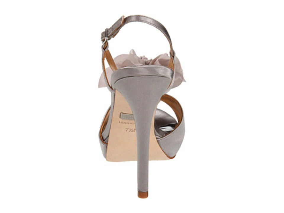 Neu im Karton Badgley Mischka Zabrina hochhackige Blumen-Sandalen offene Schuhe ASH GRAU 10 - Bild 4 von 4