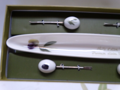 Easy Life Mediterraneo Long Olive Dish w/4 Cocktail Picks Appetizer Serving Bowl - Picture 4 of 10