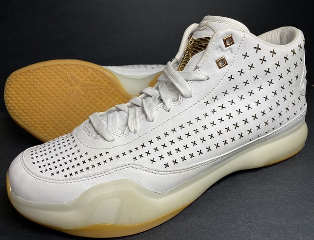 Nike Kobe 10 EXT Mid White Gum 