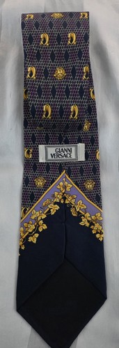 Cravatta Versace lusso malva/oro stampa vintage 100% seta, Made in Italy - Foto 3 di 5