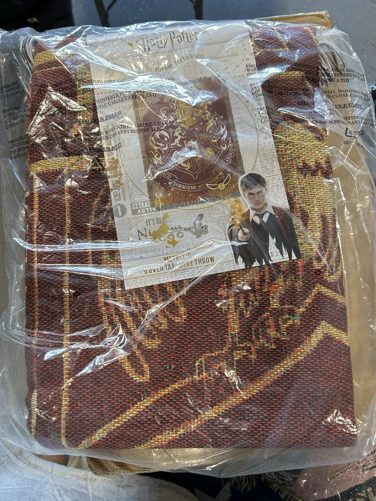 Harry Potter Hogwarts Woven Tapestry Throw Blanket Metallic Gryffindor