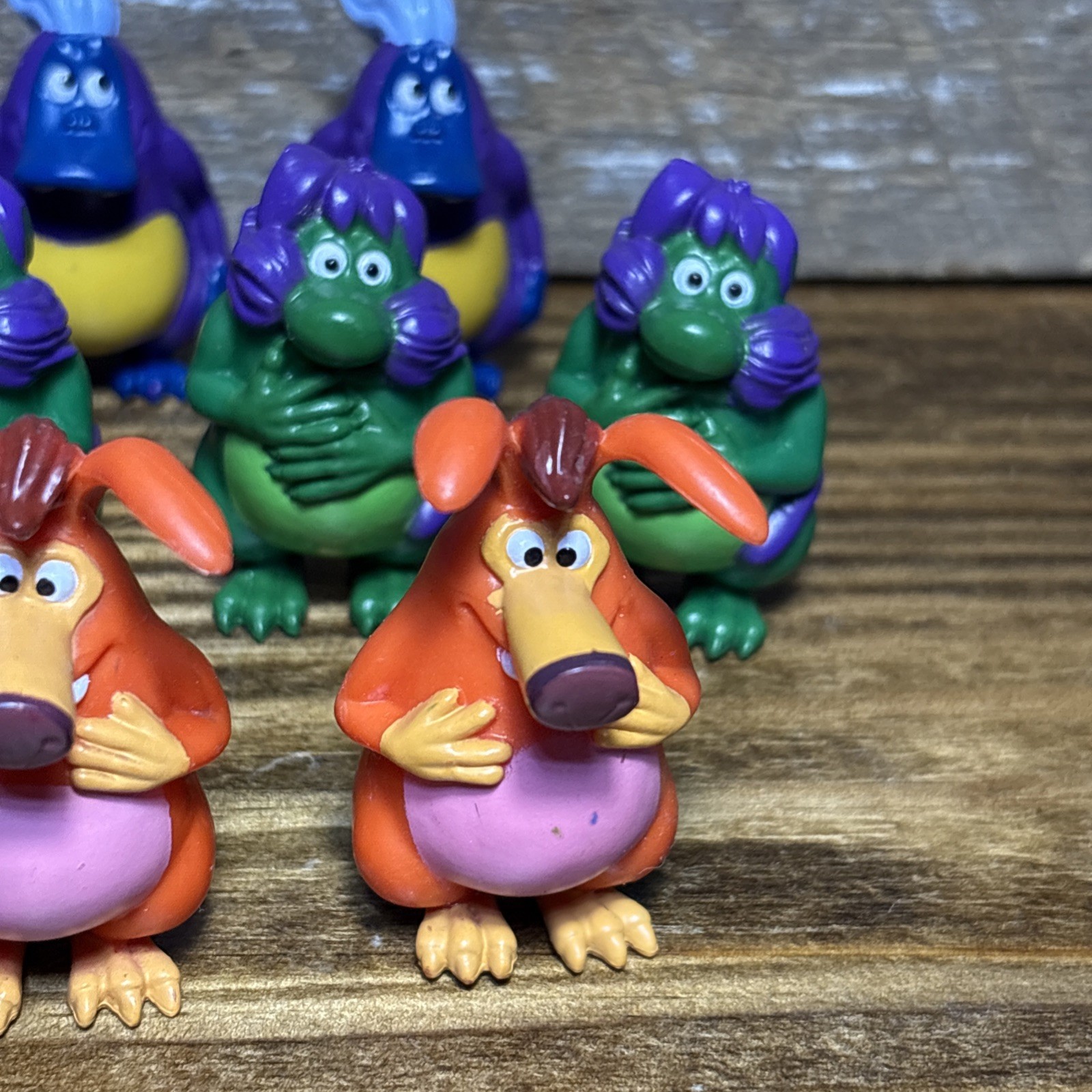 Yowie World Lot 16 PVC 2" Mini Figures Yowies Rumble Squish Ditty (D)