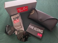 Occhiali da sole Rayban Oversized montatura nera lenti verdi