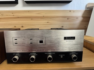 McIntosh Mc2250 250 WPC Amplifier *Rare 1 Of 499* Excellent Condition