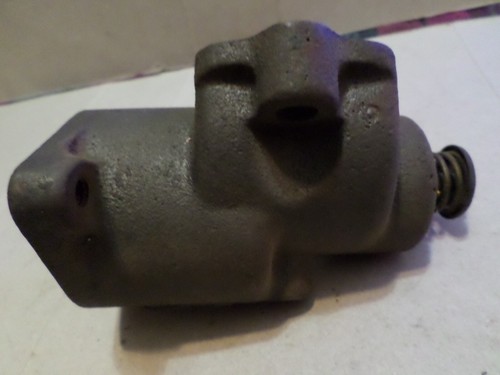 1936 1937 1938 1939 1940 Buick 60-70 80 90 Series nos thermostat housing 1297938 - Picture 8 of 8