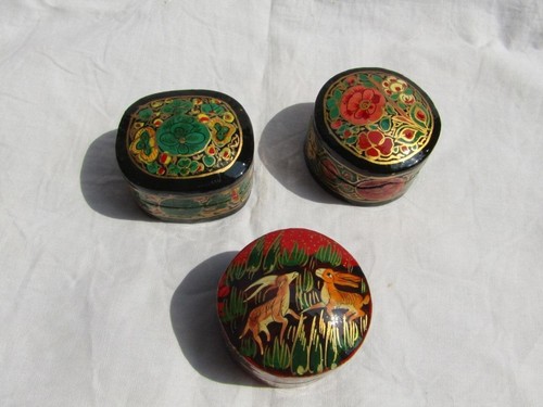 2" Handmade Painted Paper Machie Box, Kashmir Paper mache Jewelry Box (Set of 3) - Picture 15 of 28