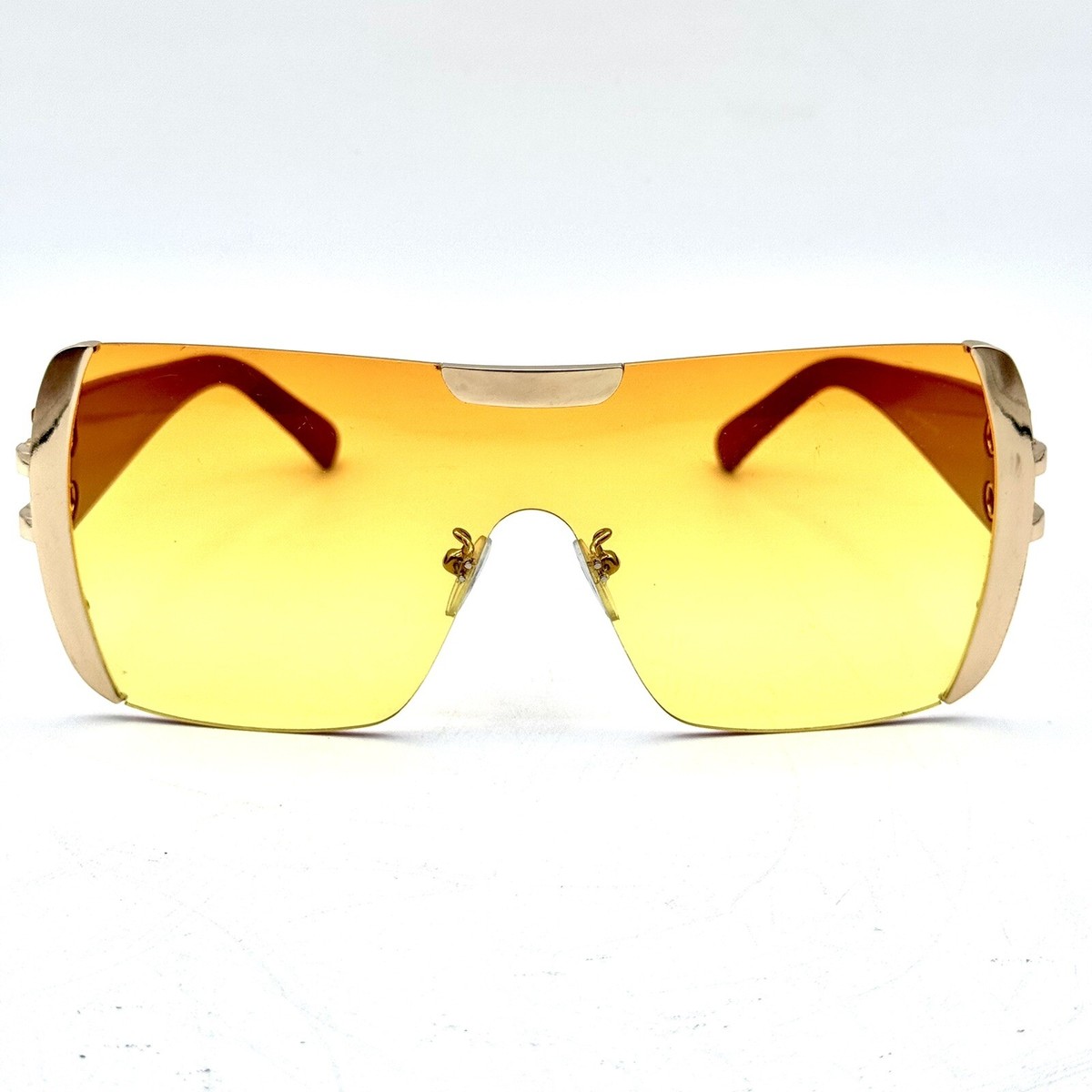 Oversized Burgundy Gradient Sunglasses w/ Gold Chain Detail H Logo UV protection Hilton Exclusive 16 3 20KT Gold Plated (Maroon Gradient  main image 2