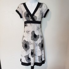 Black & White Dress Large Short Sleeve Tie Waist Floral Print Flowy Made in USA
