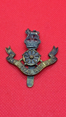 The Loyal Regiment Mützenabzeichen - North Lancashire Bi-Metall