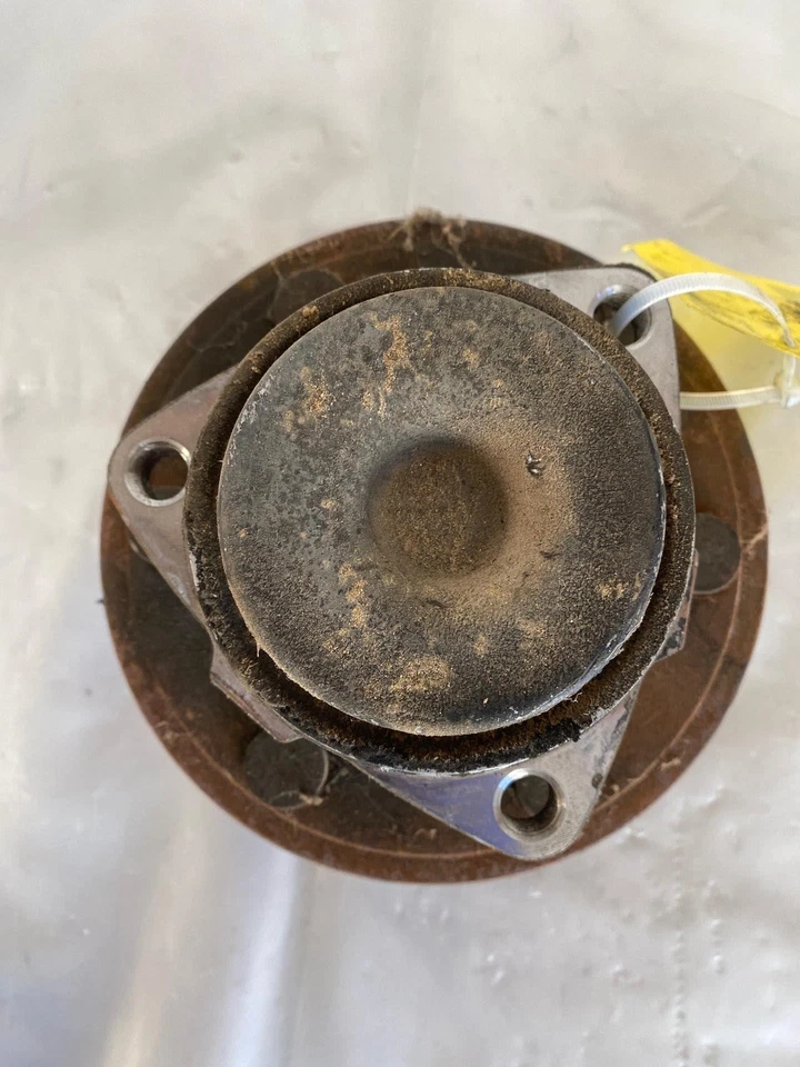 Подшипник переднего колеса и ступица в сборе левая со стороны водителя левая 2000 - 2005 CHEVY TAHOE LH - Изображение 2 из 4