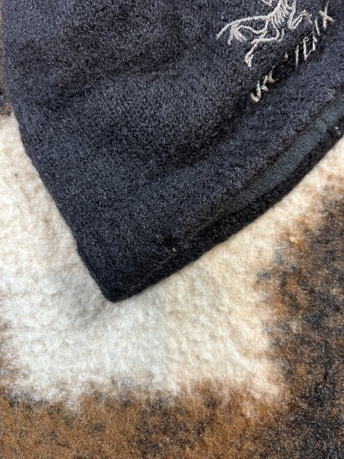 Cappello in maglia ARC'TERYX VINTAGE testa di uccellino Toque Beanie 100% lana *poco ridotto*