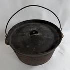 Vintage Unmarked USA Cast Iron Camp Dutch Oven Lodge Style 10 In.