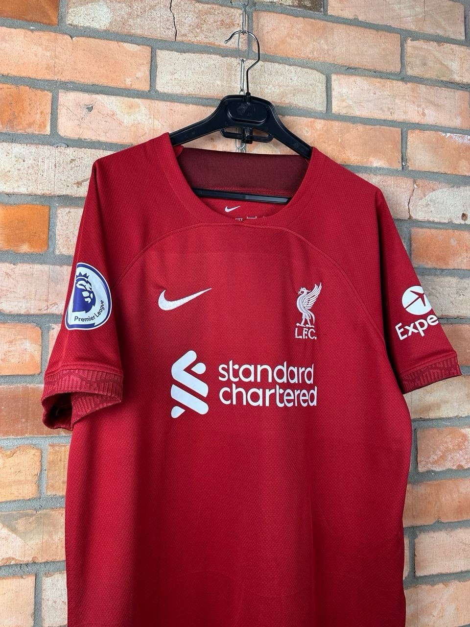 LIVERPOOL 2022-2023 HOME FOOTBALL SHIRT SOCCER JERSEY NIKE SIZE L thumbnail 3