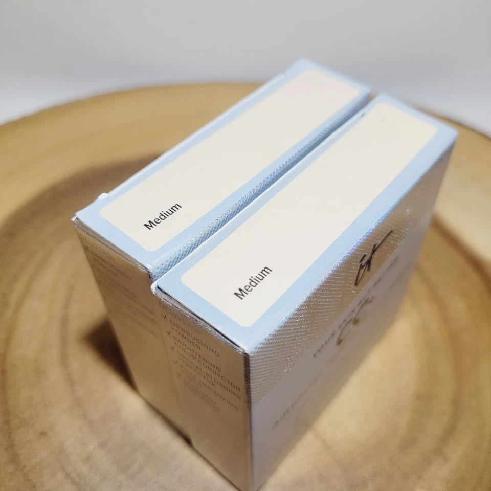 2x it Cosmetics YOUR SKIN BUT BETTER CC+ Airbrush Perfecting Powder (Medium) - Image 2 of 4